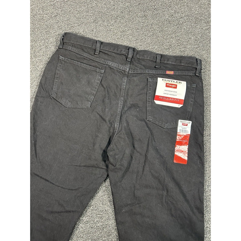 New Wrangler Rustler Jeans Men's 42x30 Black‎ Denim Straight Leg Western Cotton